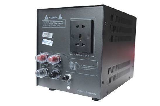 régulateur yaki automatique de tension (stabilisateur) 5000VA 