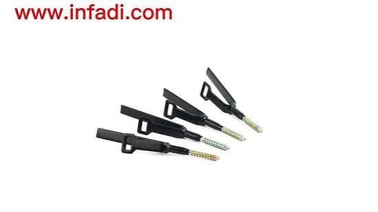 Vis de fixation avec attache en plastique avec cheville